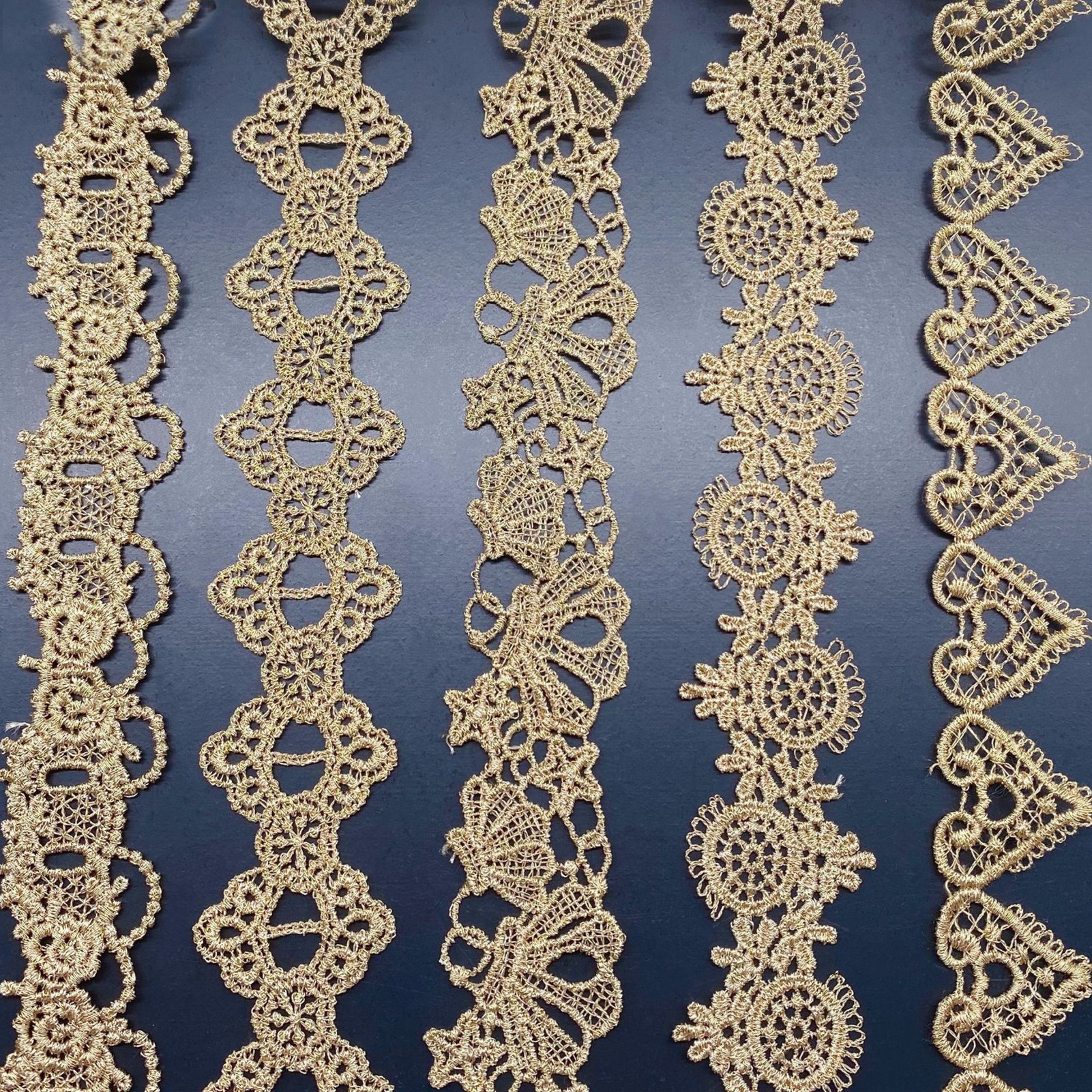 2yards Golden Embroidered Love - Lace Ribbon Trim 리뷰 및 가격