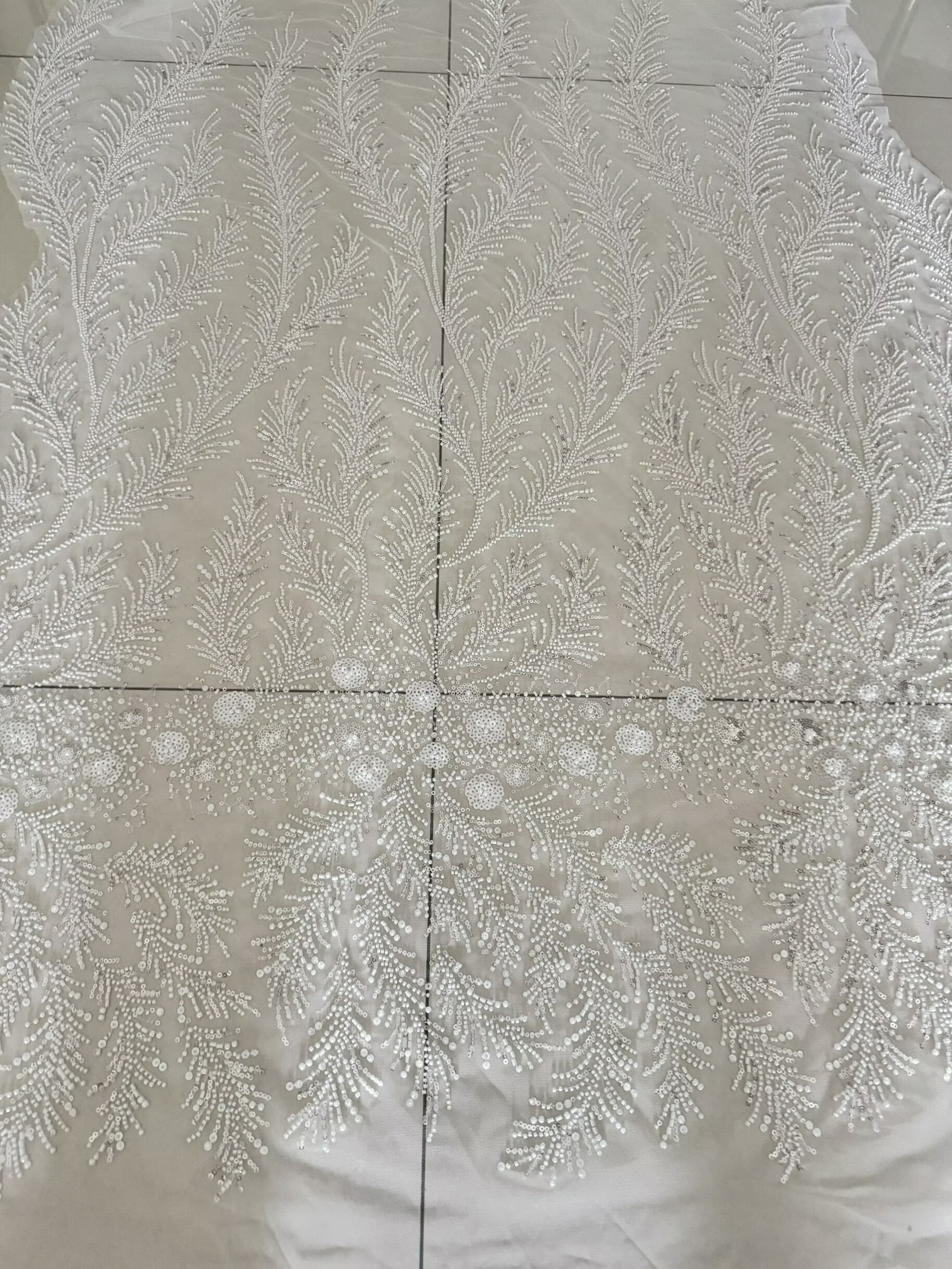 White Beaded Pearl Crystal Seq - Crystal Mesh Fabric 리뷰 및 가격