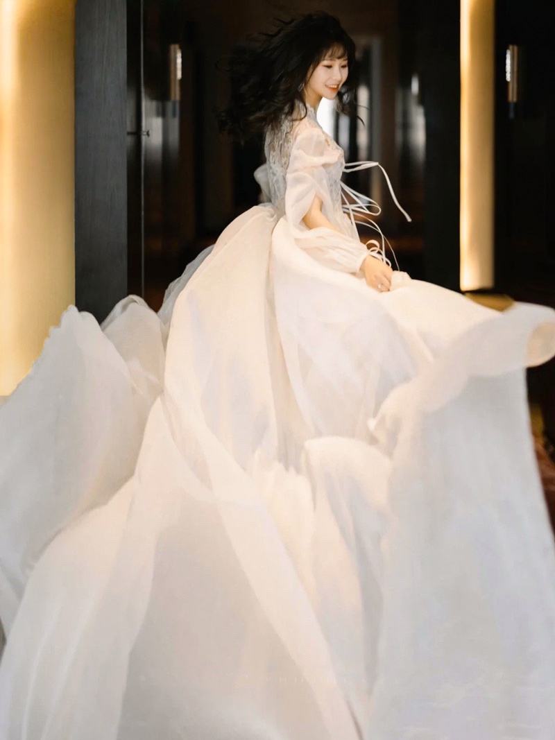 Romantic Lace Bridal Robe Long - Crystal Mesh Fabric 리뷰 및 가격