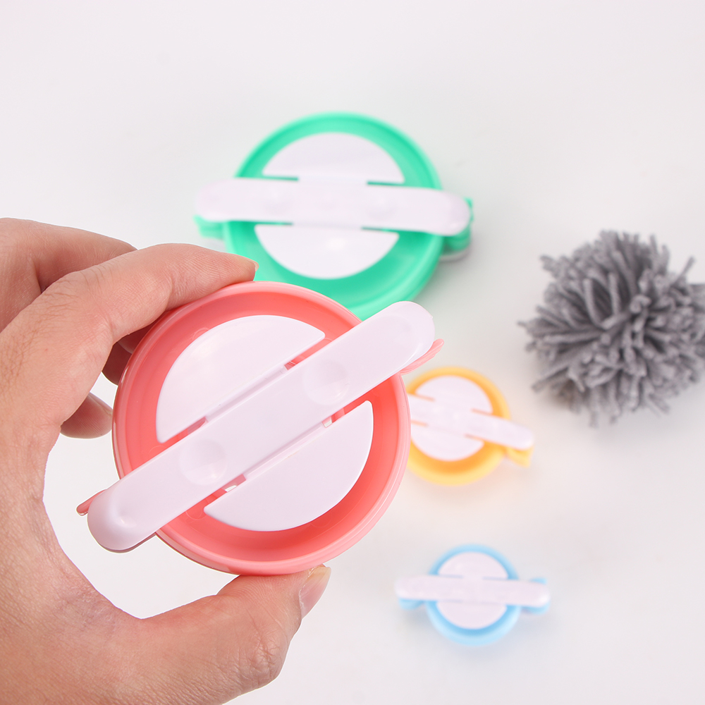 DIY Knitted Pom-Pom Maker Plus - Pom Pom Maker Tool 리뷰 및 가격